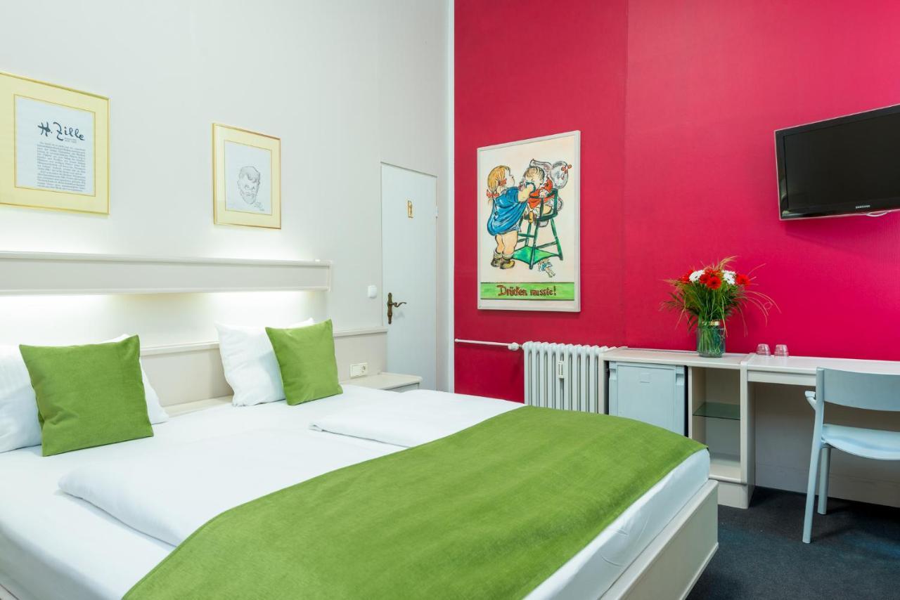 W22 Am Kurfuerstendamm 3* Berlin